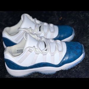 Jordan 11 Retro Low ‘Navy Snakeskin’
